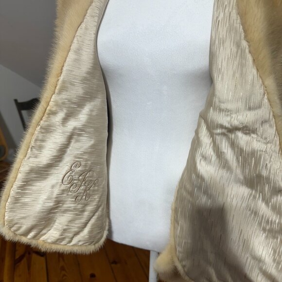 Blond mink stole shawl, vintage mink, luxurious, haute couture - Picture 9 of 9
